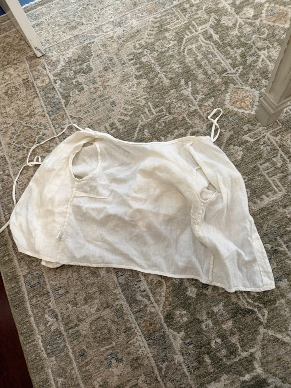 Zii Ropa Linen White Top with Delicate Texture - Picture 3 of 6